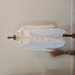 Tahari Linen Button Down Blouse